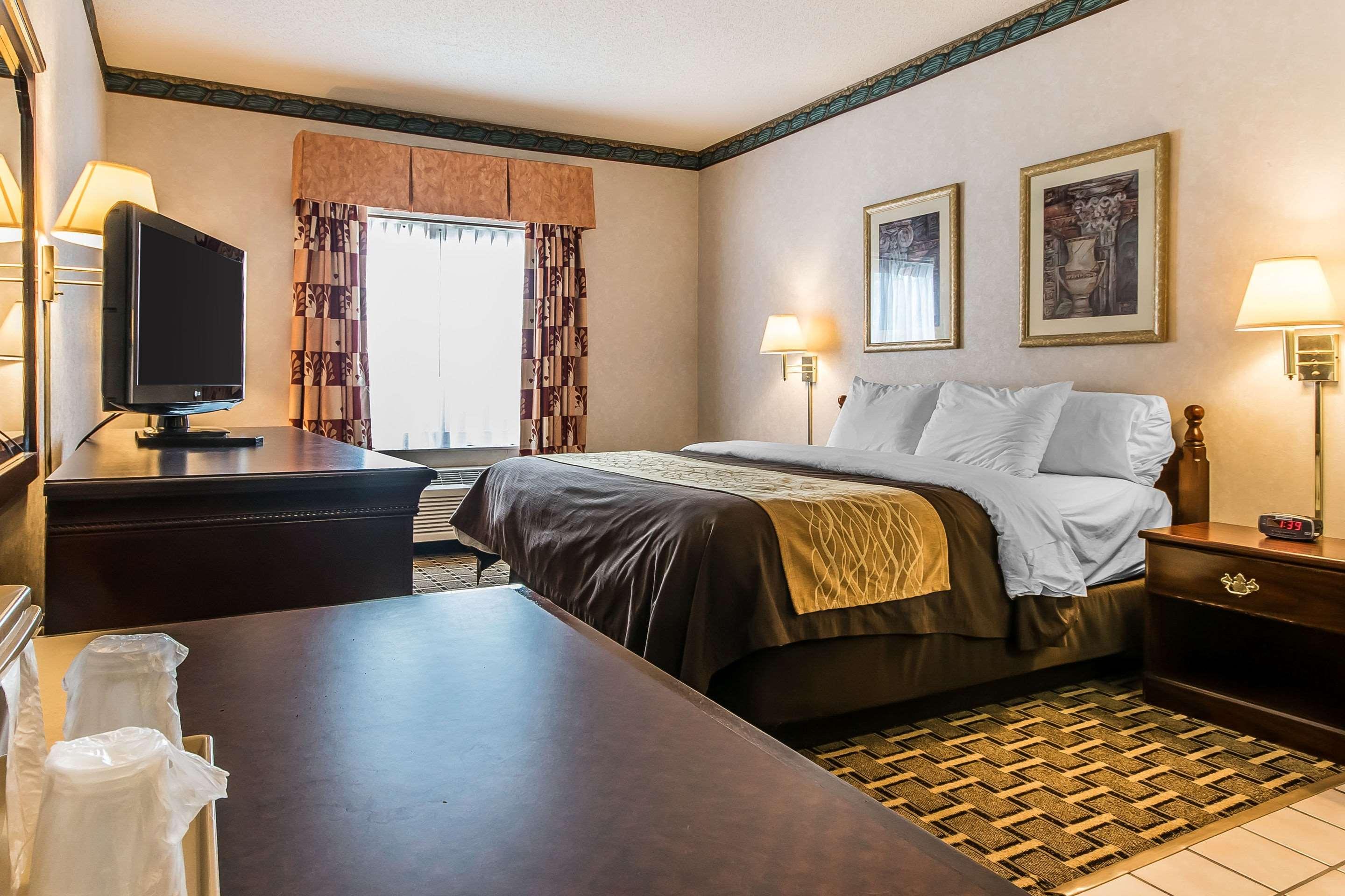 Quality Inn & Suites Stacer Екстериор снимка