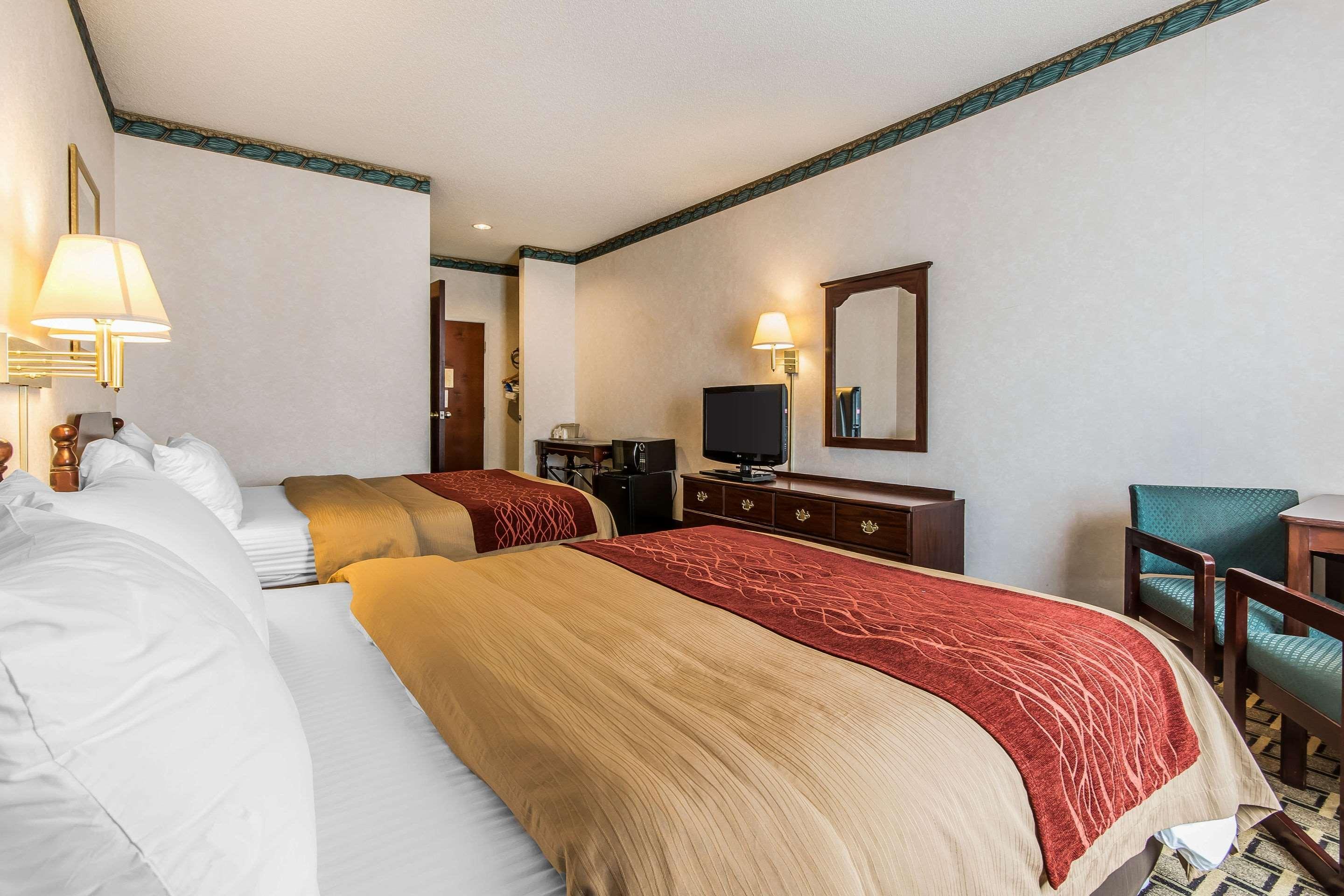 Quality Inn & Suites Stacer Екстериор снимка