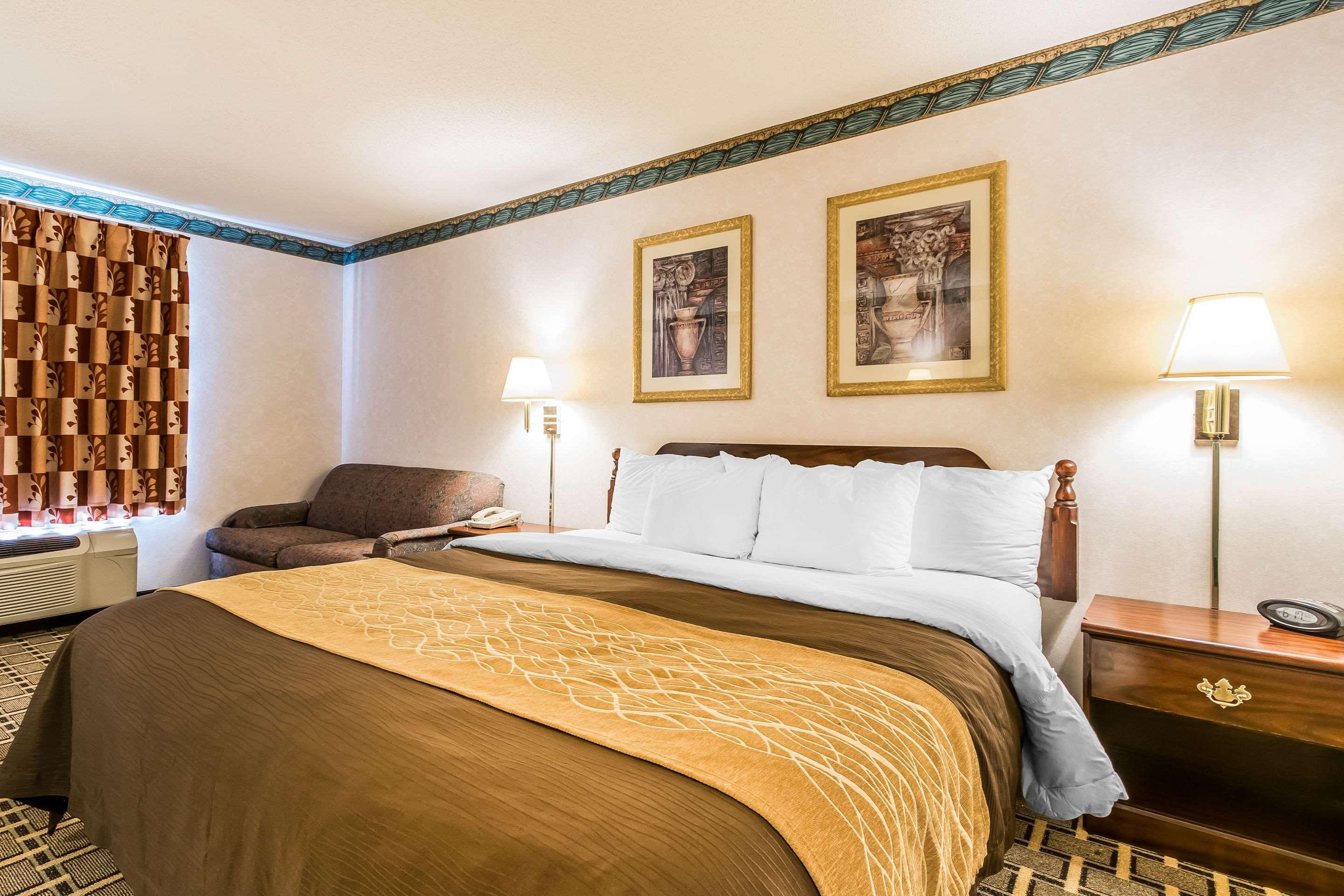 Quality Inn & Suites Stacer Екстериор снимка